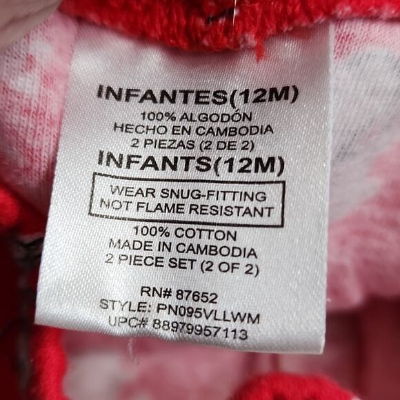 Snoopy Warm Hugs 2-piece Pajama Set - Picture 7 of 7